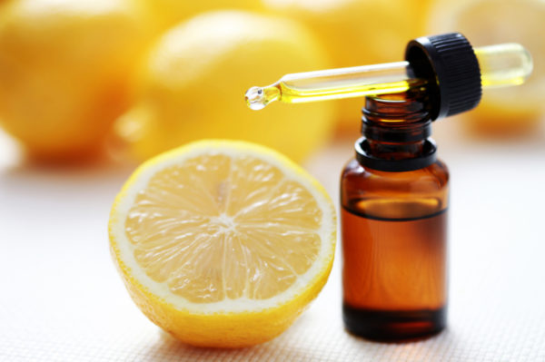 10 Top Lemon Essential Oil Uses and Benefits